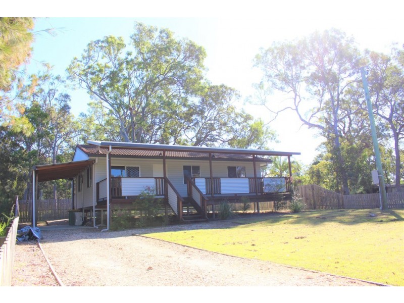 31 ASHTON STREET, Macleay Island QLD 4184