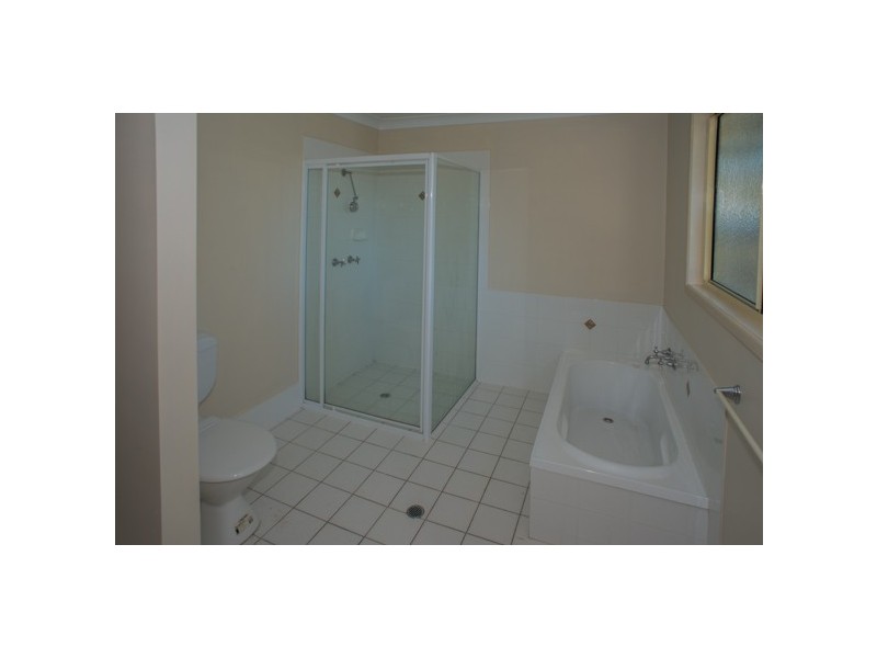 13 Pelican, Macleay Island QLD 4184