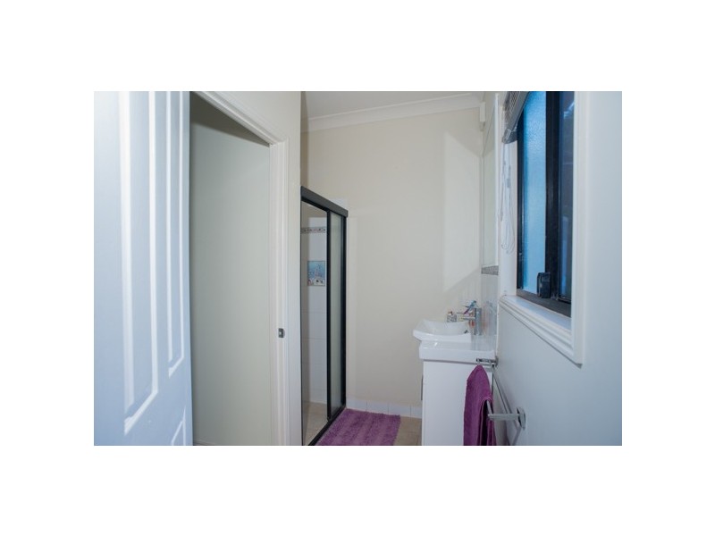 46 BARRAMUNDI STREET, Macleay Island QLD 4184