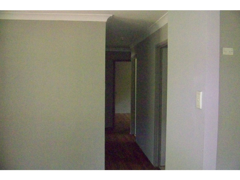 11 WYENA AV, Lamb Island QLD 4184