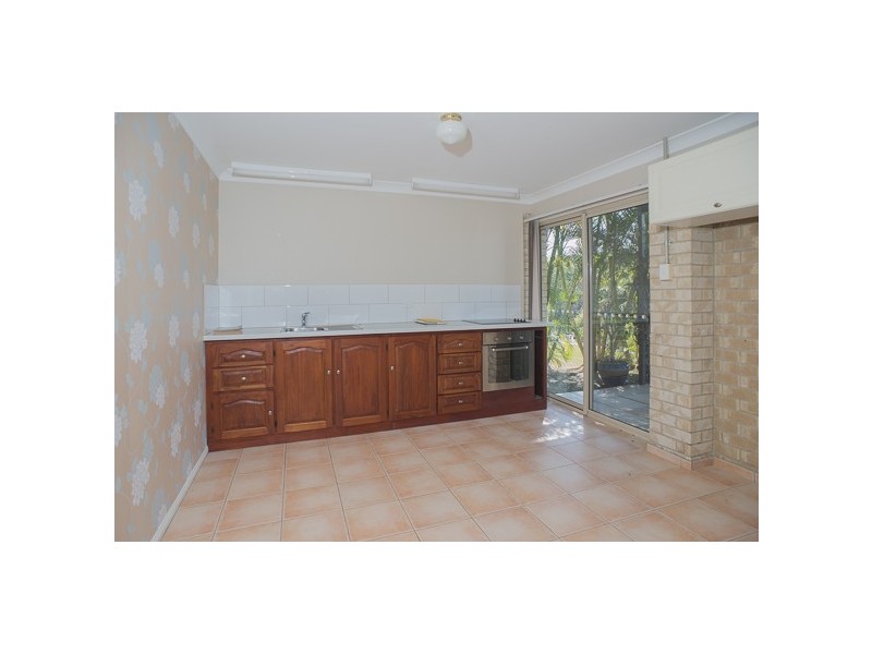 10 BOAT HARBOUR AVENUE, Macleay Island QLD 4184
