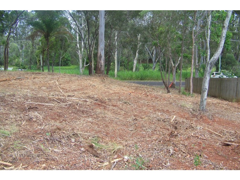 153 LUCAS DR, Lamb Island QLD 4184