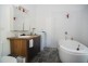 10 Udara Street, Macleay Island QLD 4184