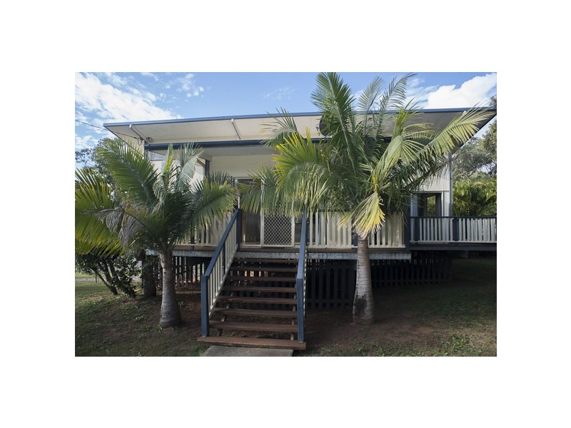 5 Daku, Macleay Island QLD 4184