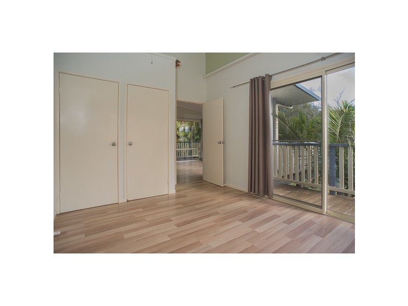 5 Daku, Macleay Island QLD 4184