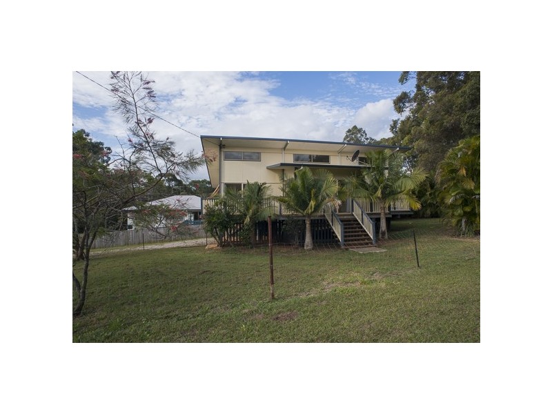 5 Daku, Macleay Island QLD 4184