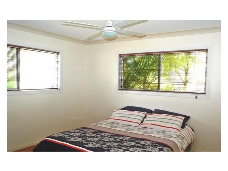 10 Dalpura Street, Macleay Island QLD 4184