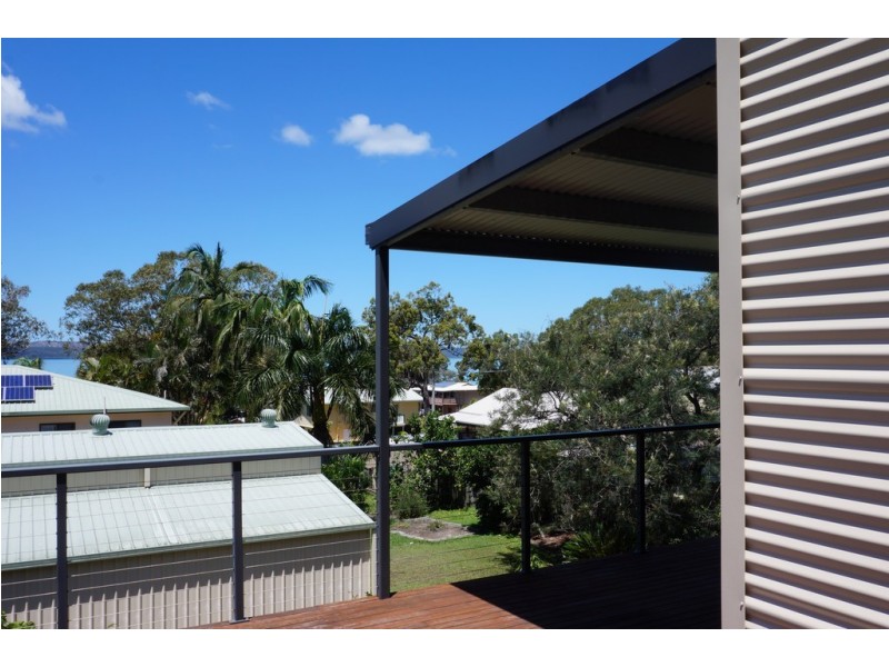 20 Kooberry, Macleay Island QLD 4184