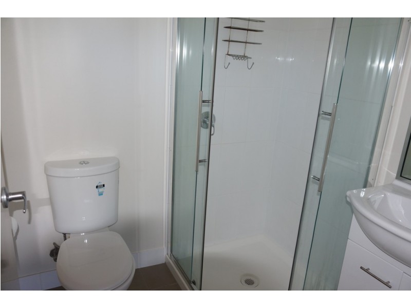 20 Kooberry, Macleay Island QLD 4184