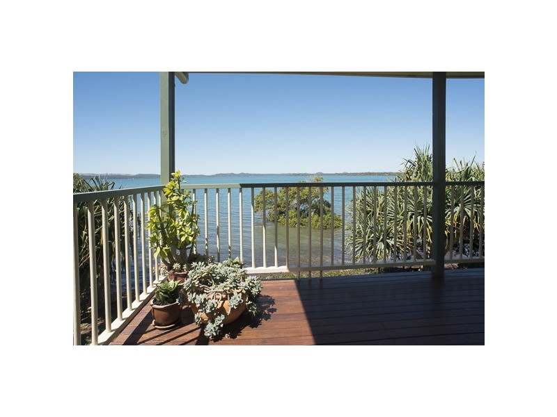 16 Coorong, Macleay Island QLD 4184