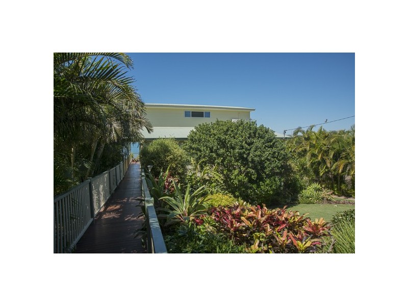 16 Coorong, Macleay Island QLD 4184