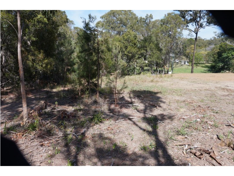 1 Rainbow, Macleay Island QLD 4184