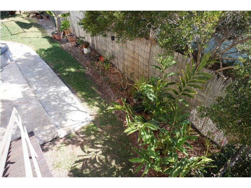 56 Gordon Rd, Macleay Island QLD 4184
