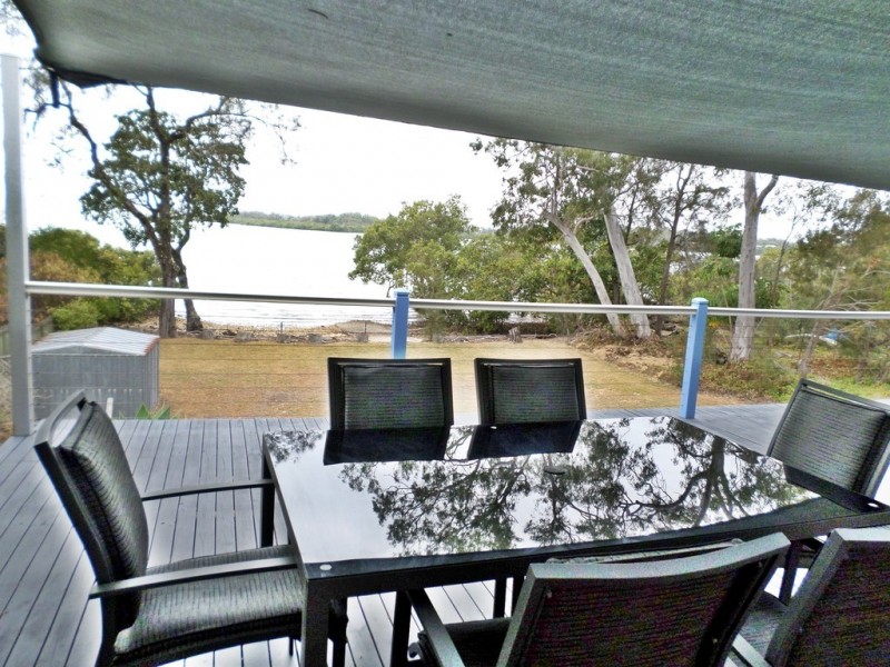 37 JAN STREET, Macleay Island QLD 4184