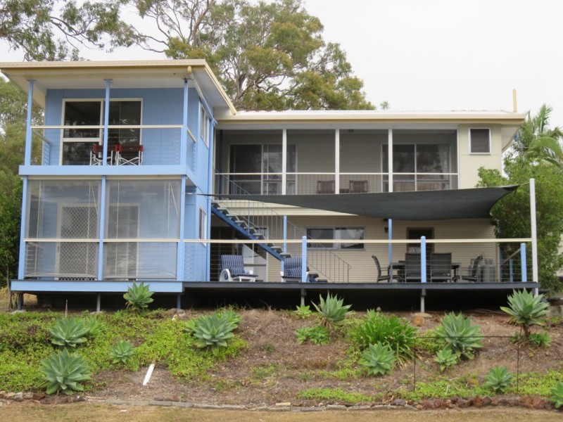 37 JAN STREET, Macleay Island QLD 4184