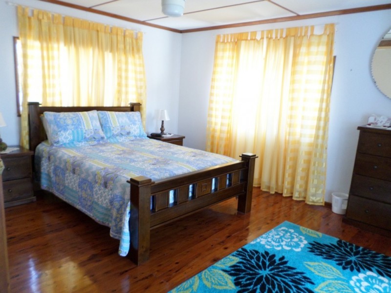 37 JAN STREET, Macleay Island QLD 4184