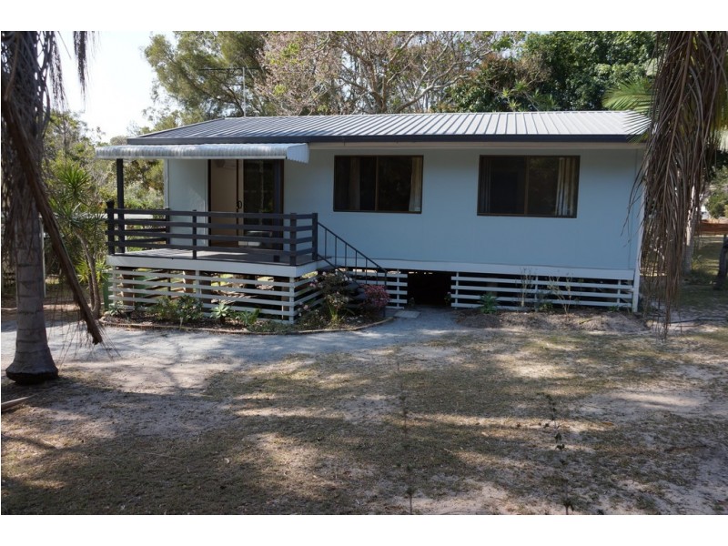 3 Garnet Street, Macleay Island QLD 4184