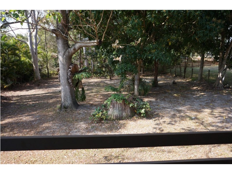 3 Garnet Street, Macleay Island QLD 4184