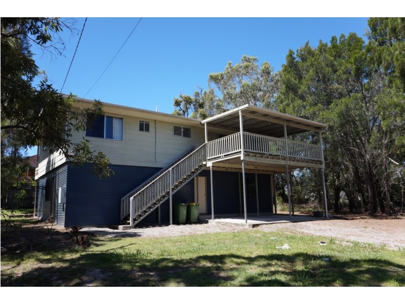 21 Hastings Terrace, Macleay Island QLD 4184