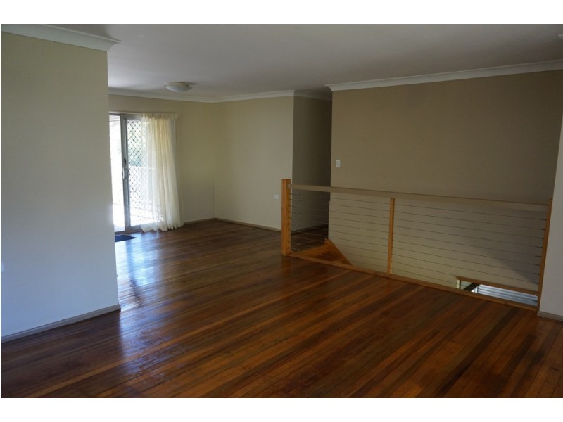 21 Hastings Terrace, Macleay Island QLD 4184