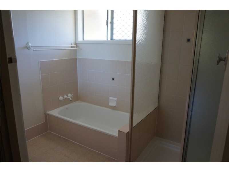 21 Hastings Terrace, Macleay Island QLD 4184