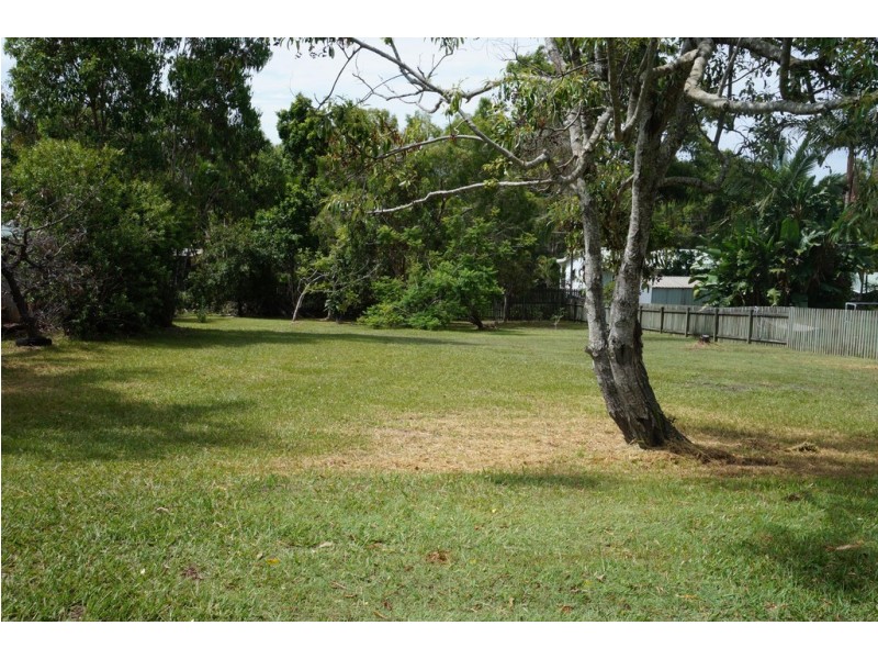 33 Scotts, Macleay Island QLD 4184
