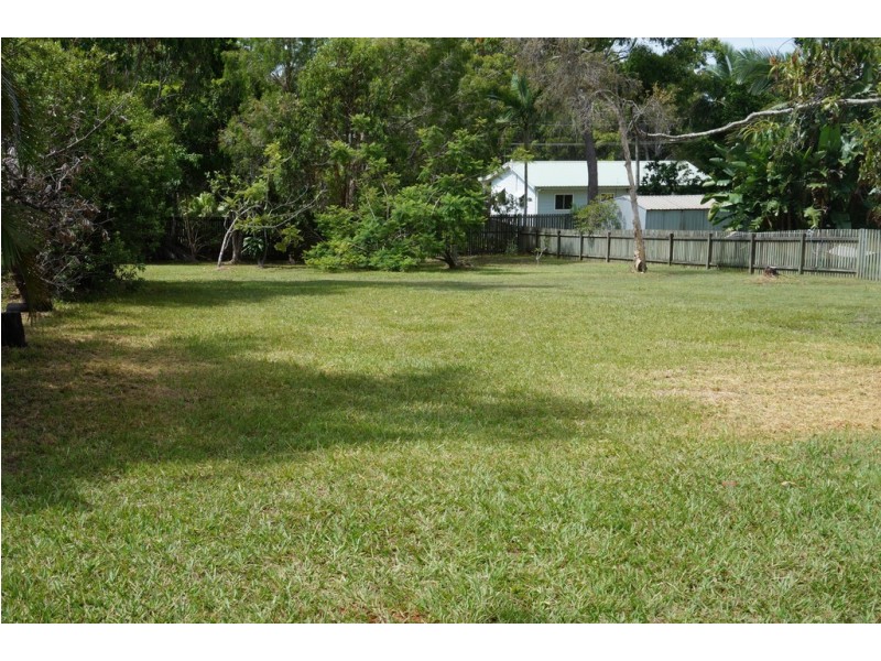 33 Scotts, Macleay Island QLD 4184