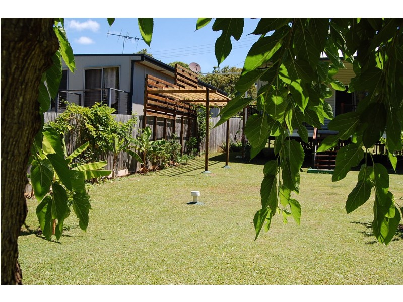 7 GRANADILLA STREET, Macleay Island QLD 4184