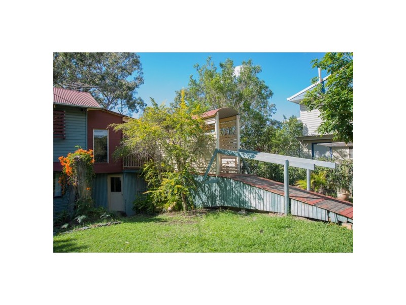 35 JAN STREET, Macleay Island QLD 4184