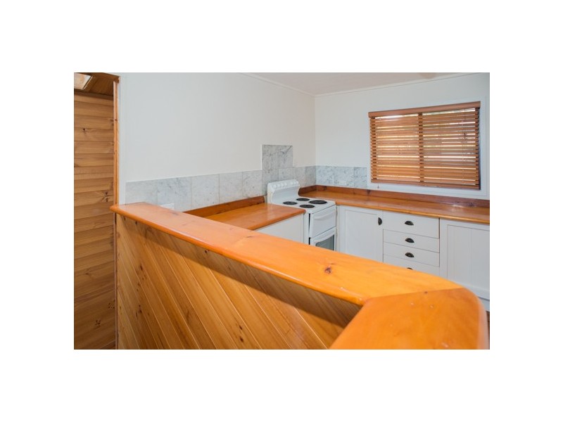 35 JAN STREET, Macleay Island QLD 4184