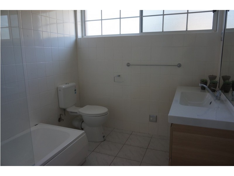 44 Timothy Street, Macleay Island QLD 4184