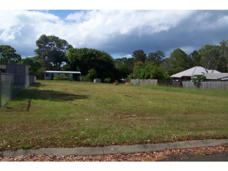 35 CREST HAVEN, Lamb Island QLD 4184