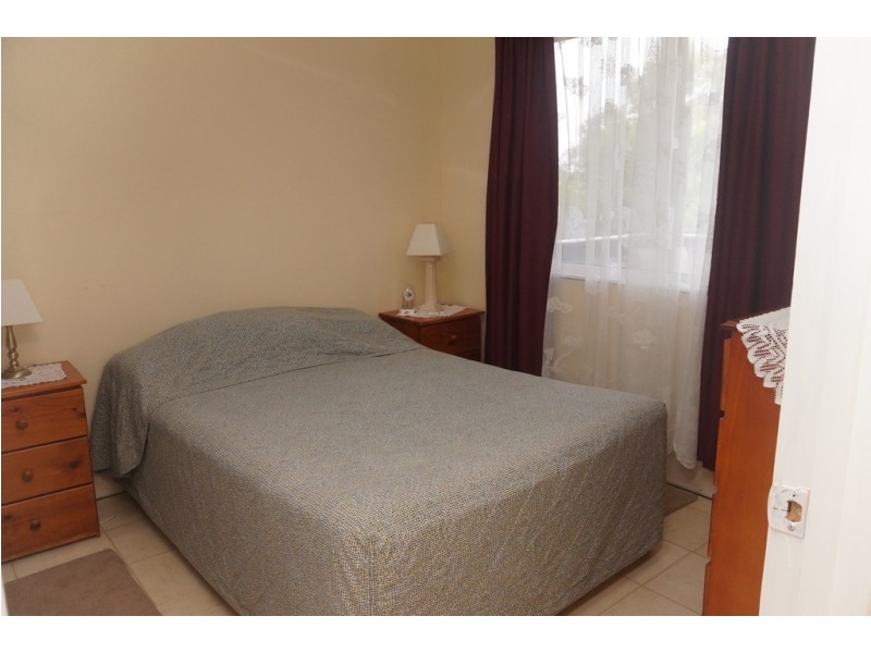 22 Hastings Street, Macleay Island QLD 4184