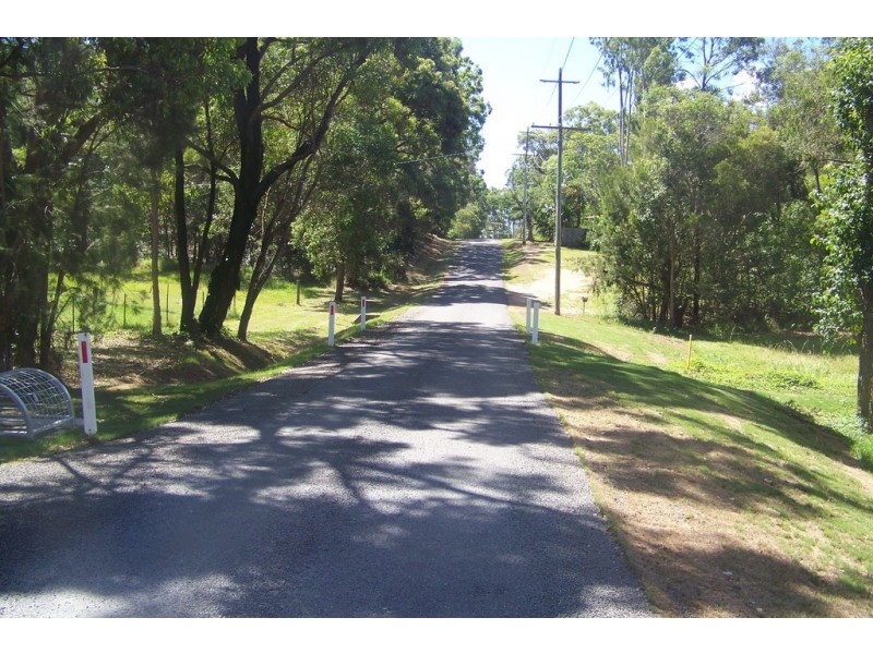 9 BRUCE ST, Lamb Island QLD 4184