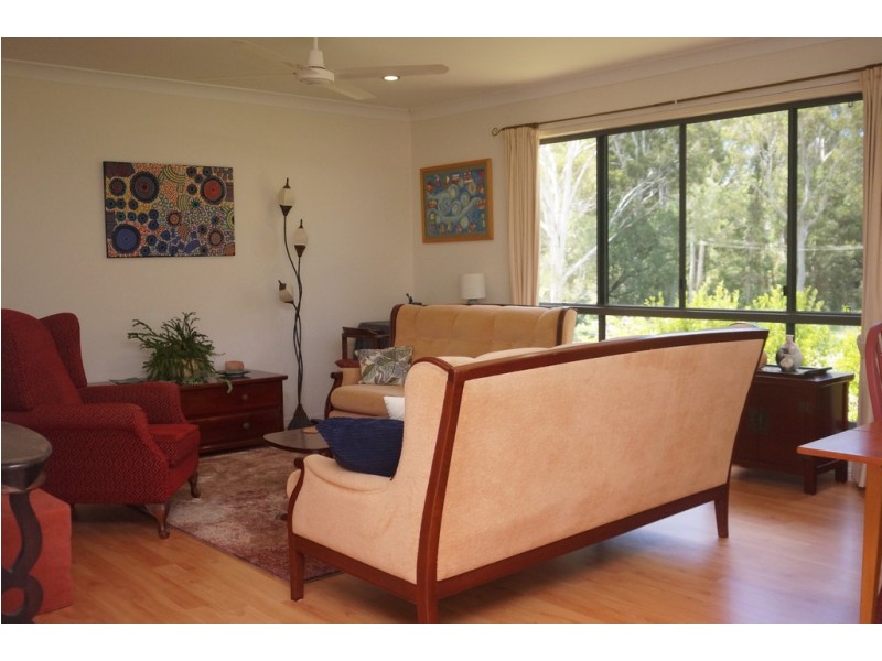 17 Coffea Street, Macleay Island QLD 4184