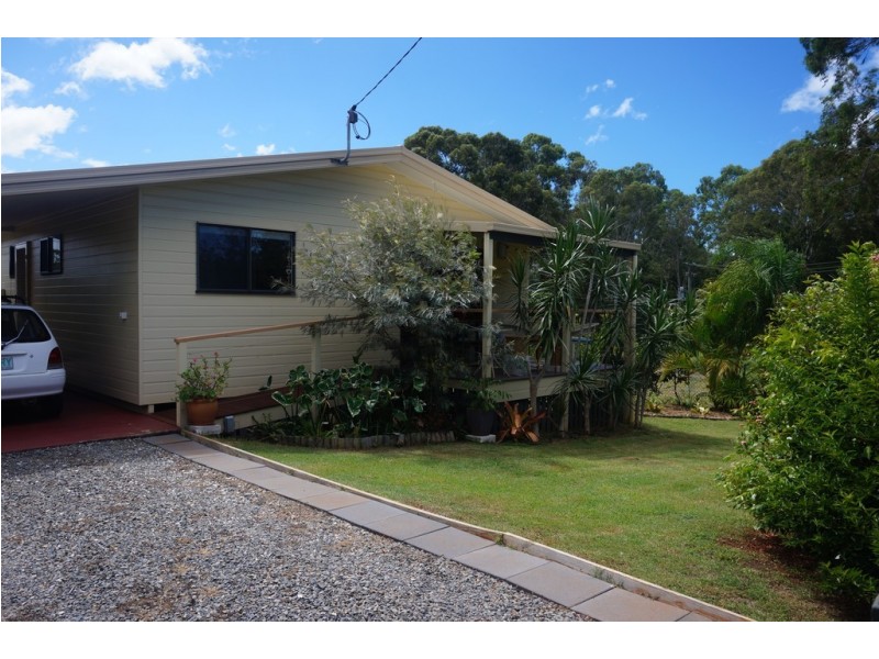 17 Coffea Street, Macleay Island QLD 4184