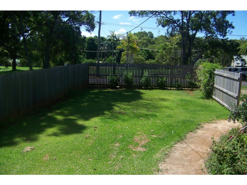 53 LUCAS DR, Lamb Island QLD 4184