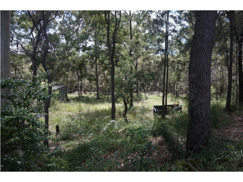 21 Beelong street, Macleay Island QLD 4184