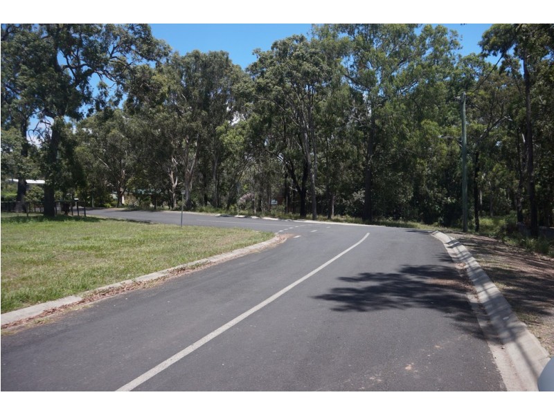 21 Beelong street, Macleay Island QLD 4184