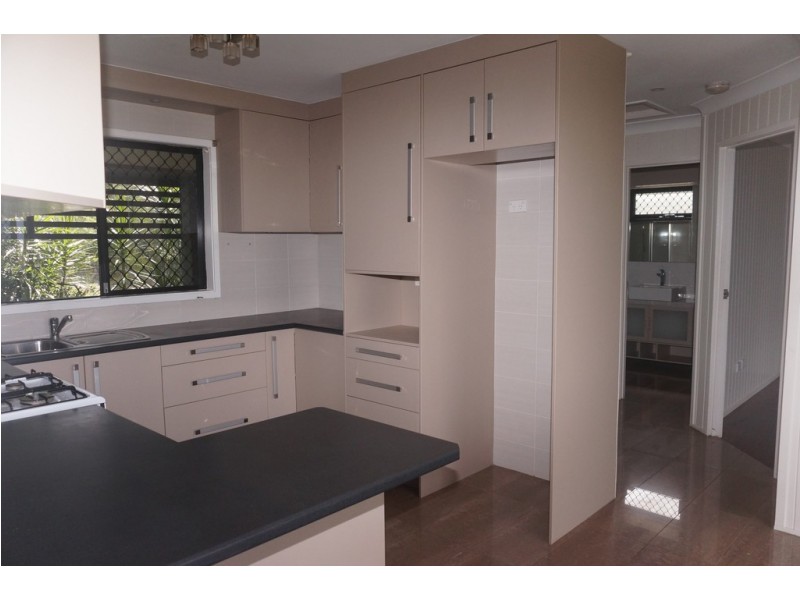 8 TIMOTHY STREET, Macleay Island QLD 4184