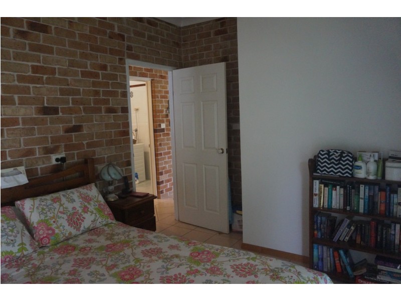 17 CURLEW STREET, Macleay Island QLD 4184