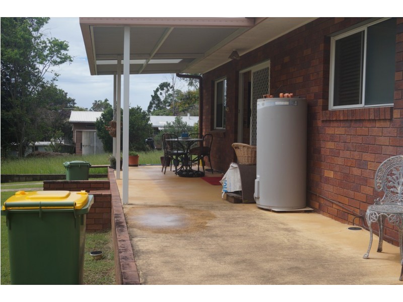 17 CURLEW STREET, Macleay Island QLD 4184