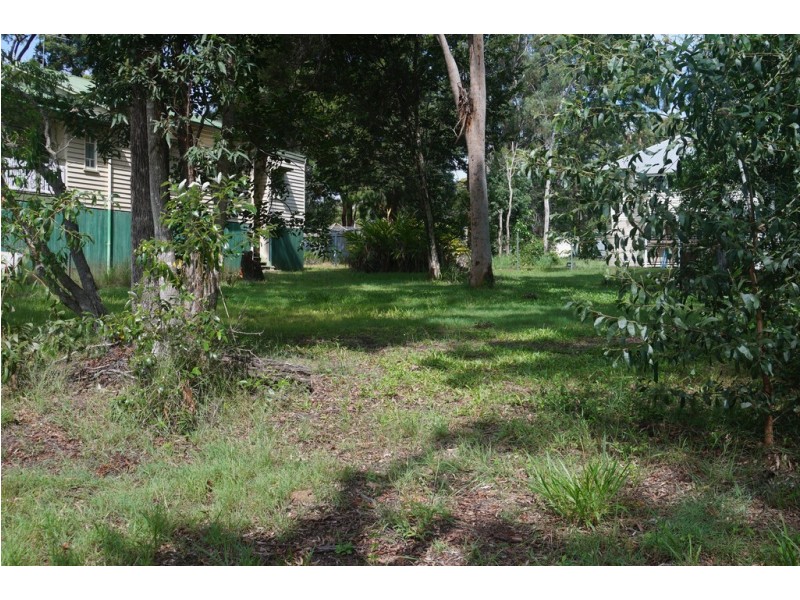 18 Noogie, Macleay Island QLD 4184