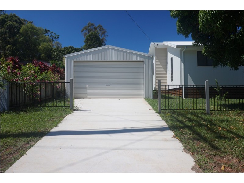 16 Alistair Court, Macleay Island QLD 4184
