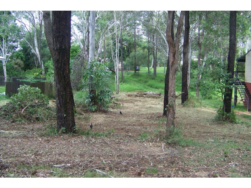 12 NECTAR STREET, Lamb Island QLD 4184