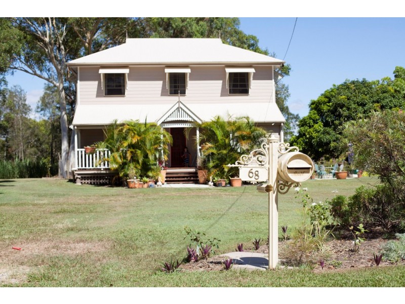 68 CHARLES TERRACE, Macleay Island QLD 4184