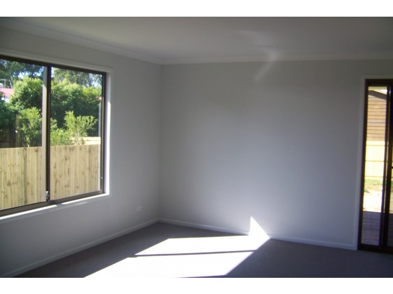 26 CREST HAVEN, Lamb Island QLD 4184