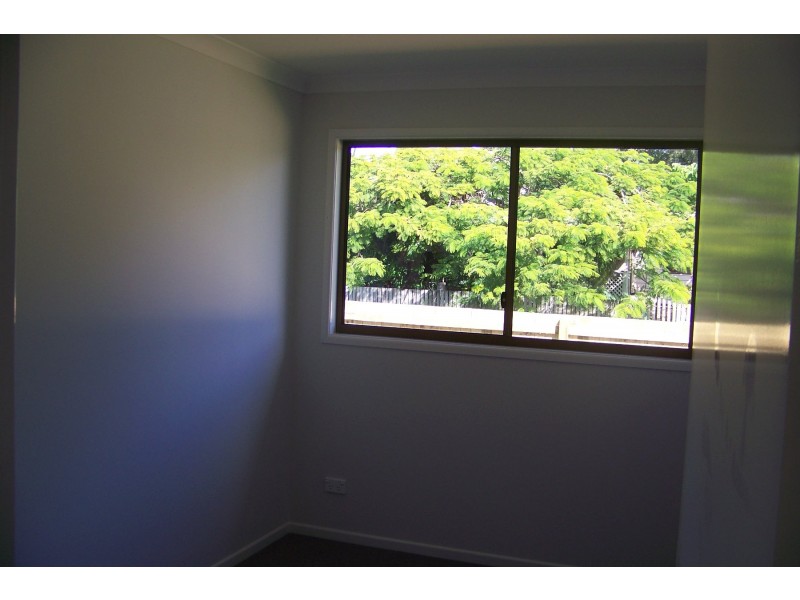 26 CREST HAVEN, Lamb Island QLD 4184