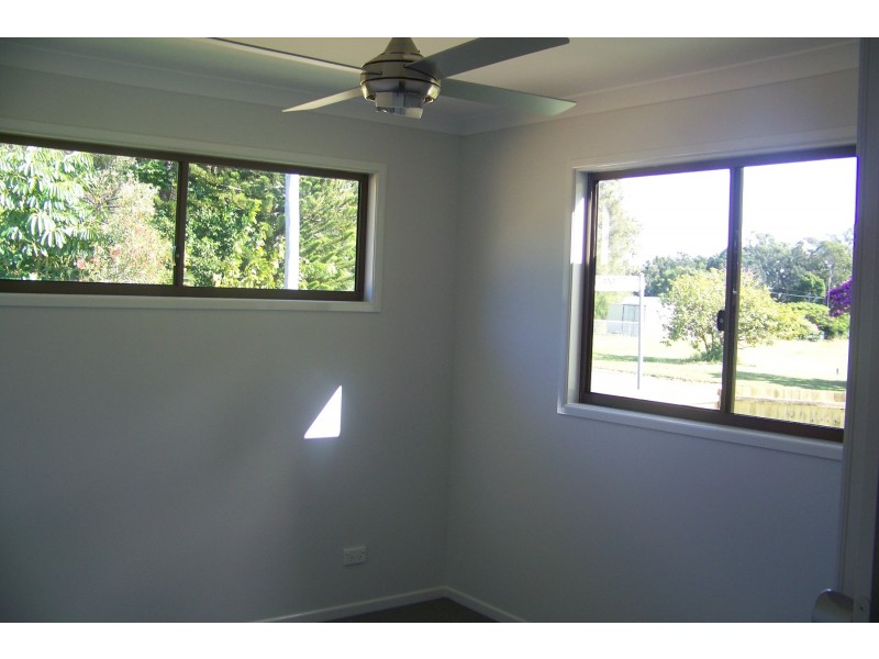 26 CREST HAVEN, Lamb Island QLD 4184