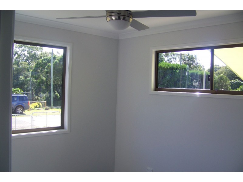 26 CREST HAVEN, Lamb Island QLD 4184